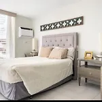 T-Mobile District Spacious Studio In Quiet & Tranquil Area