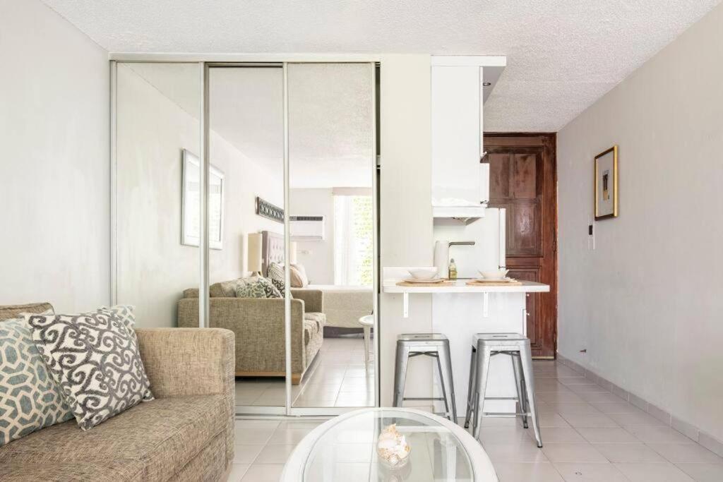 T-mobile District Spacious Studio In Quiet & Tranquil Area Apartment San Juan